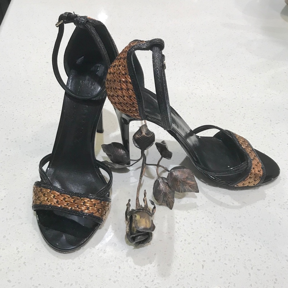 BURBERRY Shoes💐 - Picture 2 of 6